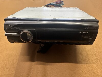 Sony CDX-GT450U  ( gebruikt )