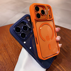 iPhone 17 Pro Max Luxe MagSafe Case Orange met lensbescherming